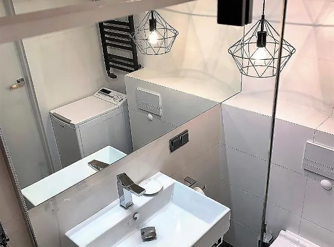 شقة A Modern For 2 People *